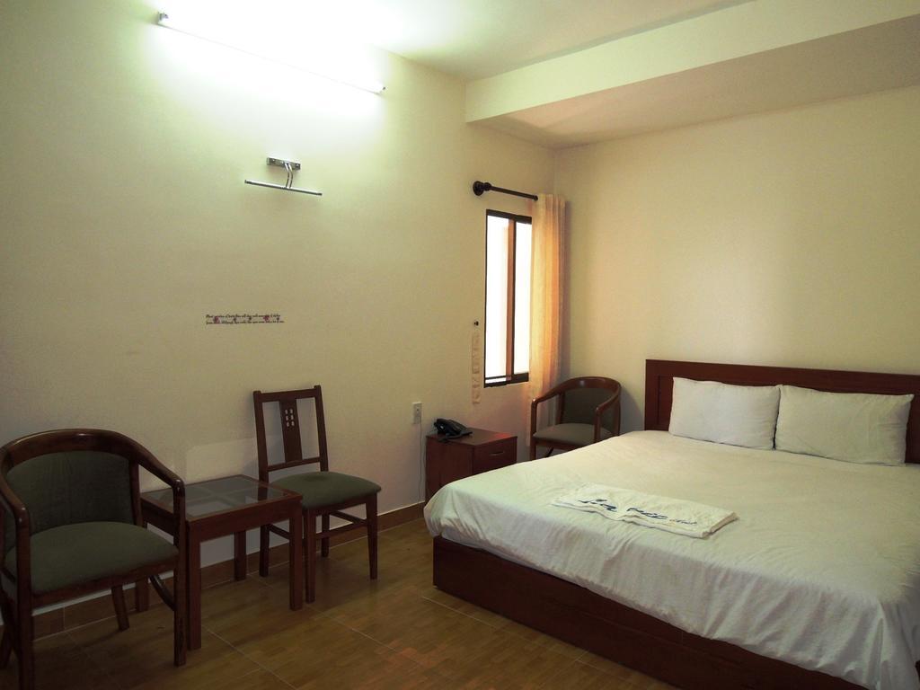 Lavie Hotel Nha Trang Værelse billede